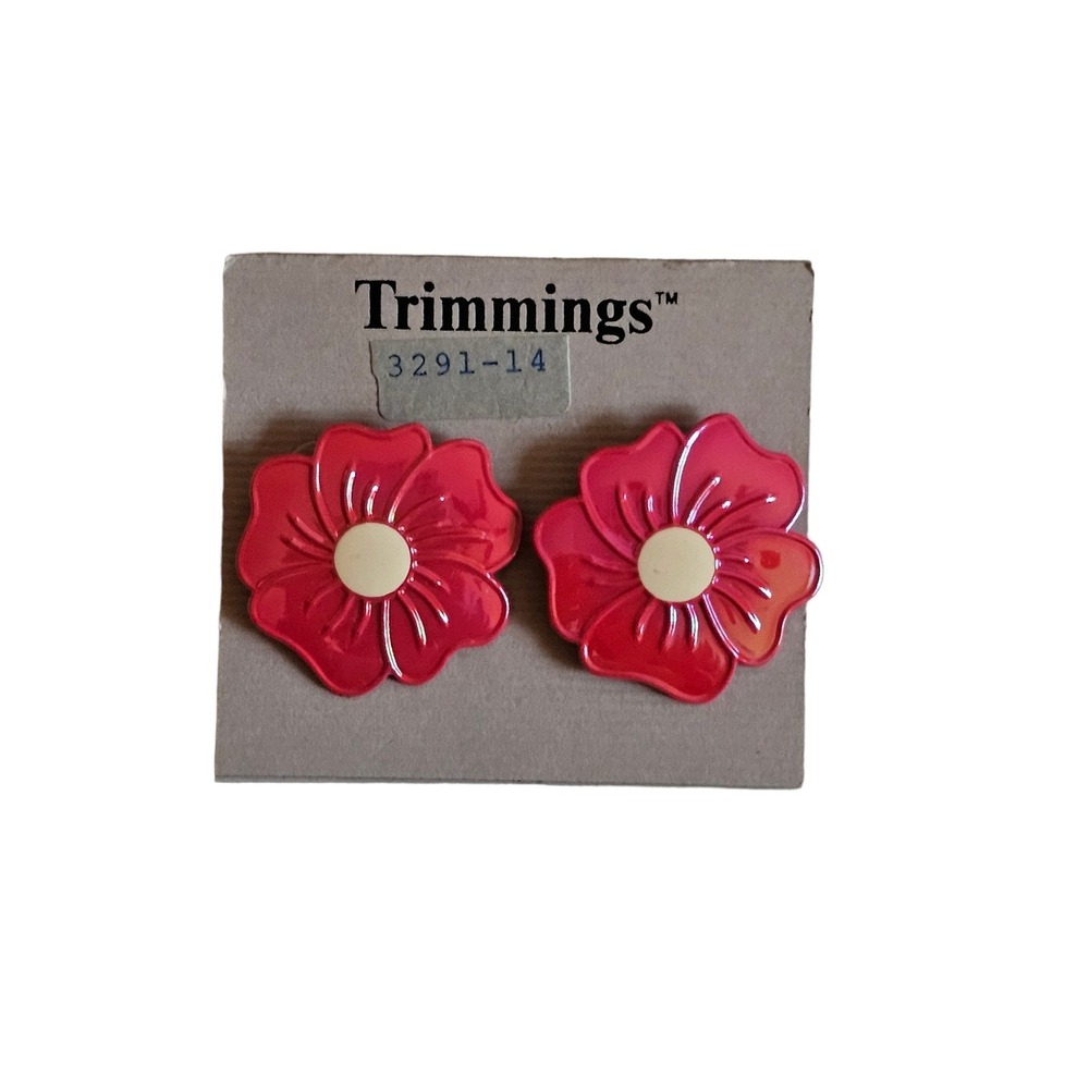Temptations Brand Pink Flower White Center Fun New Gift